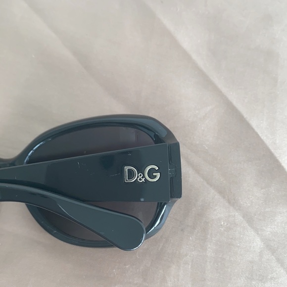 D&G sunglass - Picture 4 of 8